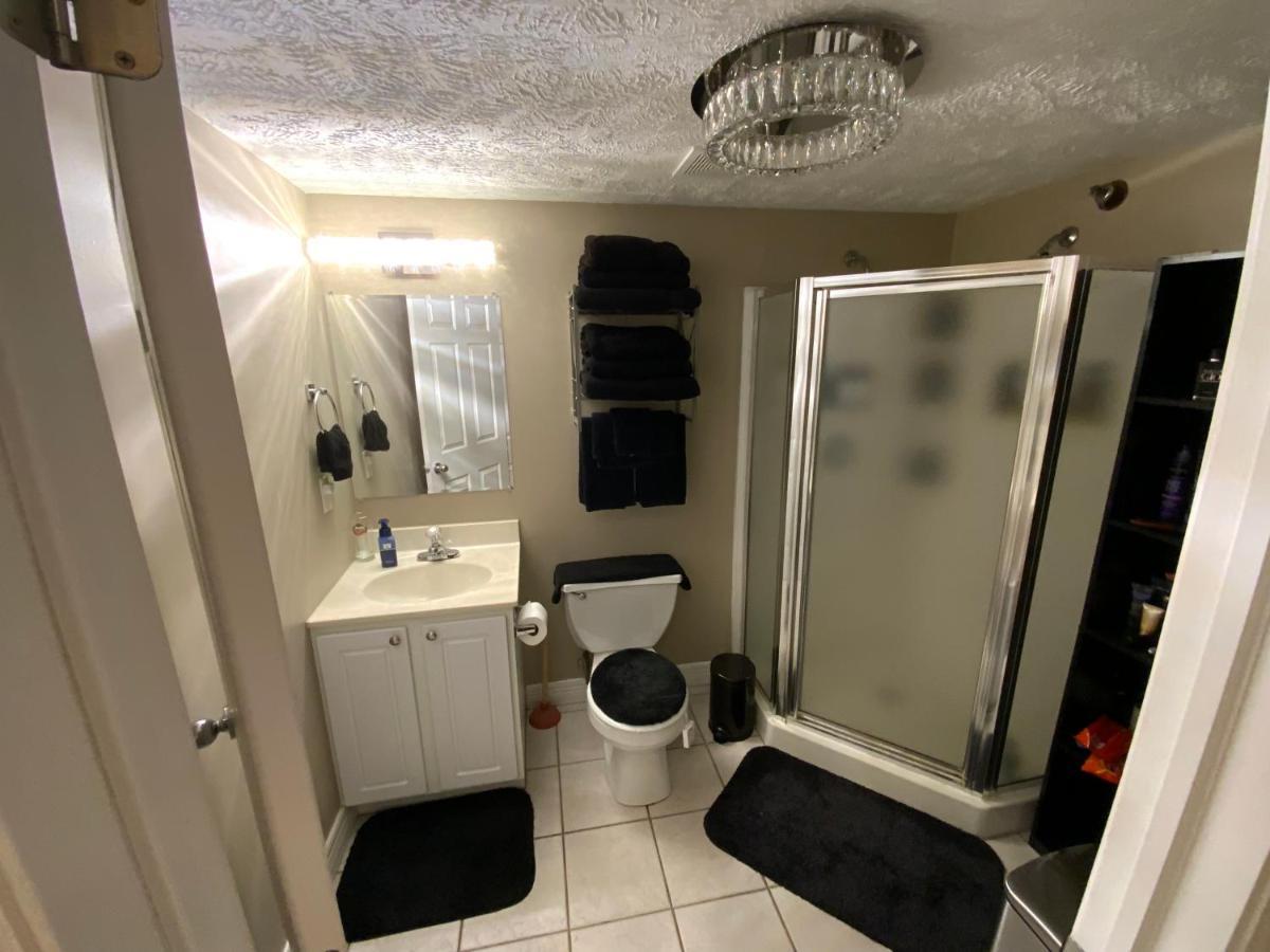 Blackout Themed Residence In The Prime Heart Of Omaha'S Old Market! Esterno foto
